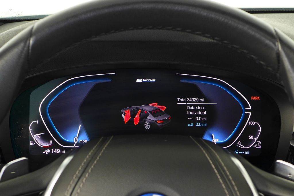 Thumbnail: 2023 BMW 5 Series - 27