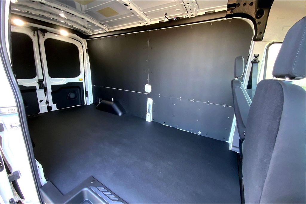 2026 Ford Transit Van Base - Photo 10