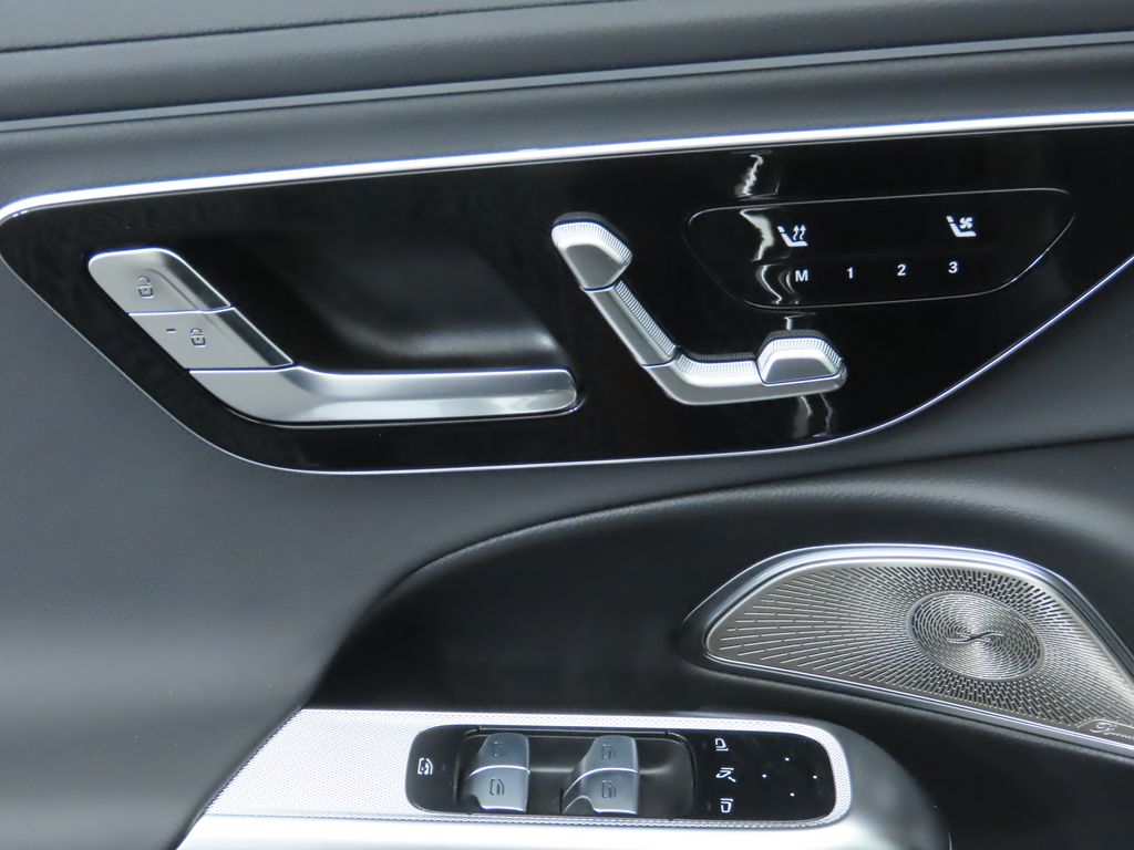 Thumbnail: 2026 Mercedes-Benz E-Class - 25