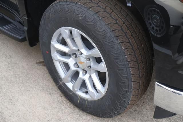 Thumbnail: 2026 Chevrolet Silverado 1500 - 9