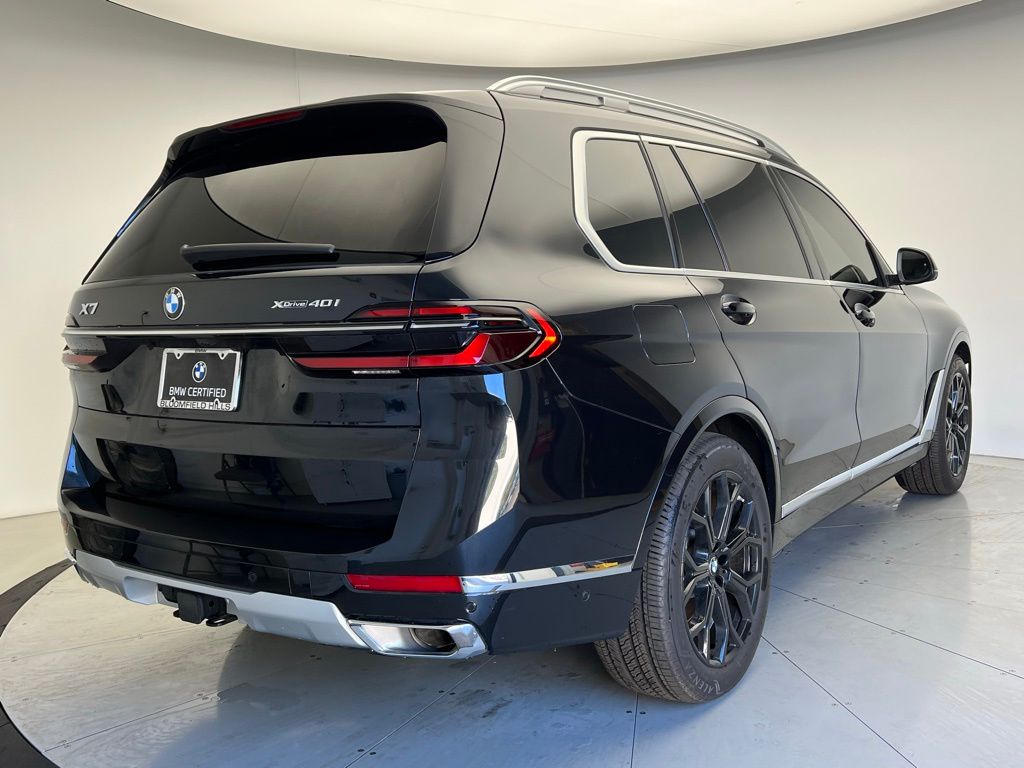 Thumbnail: 2024 BMW X7 - 3