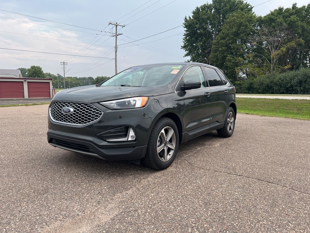 2023 Ford Edge