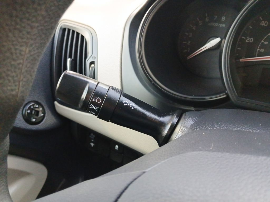 Used Car 2012 Kia Rio5  Lx For Sale Under $10,000 In Austin, Texas