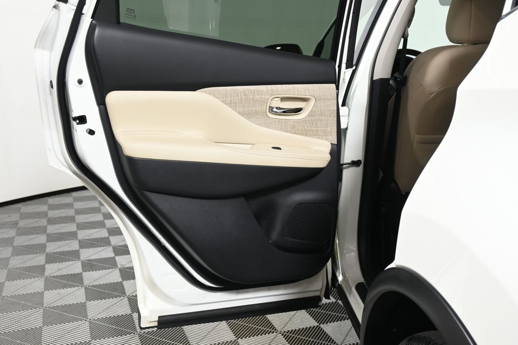 Thumbnail: 2020 Nissan Murano - 30