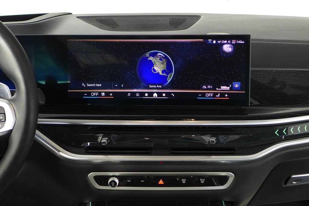 Thumbnail: 2024 BMW X7 - 28