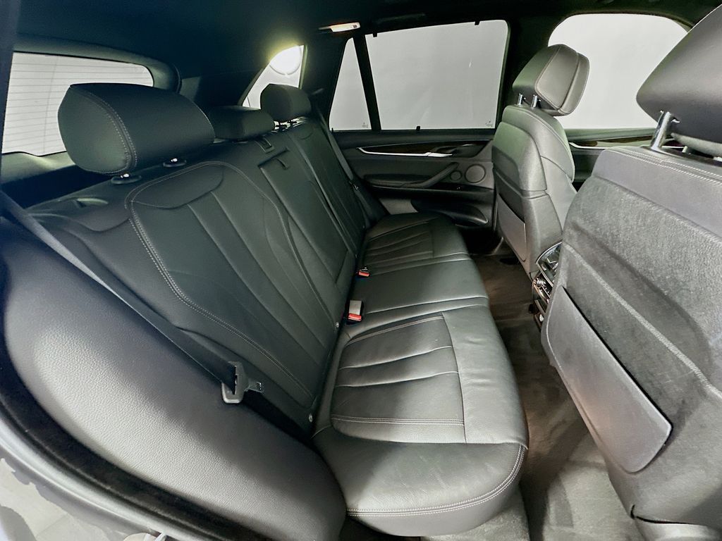 2018 BMW X5 xDrive50i 28