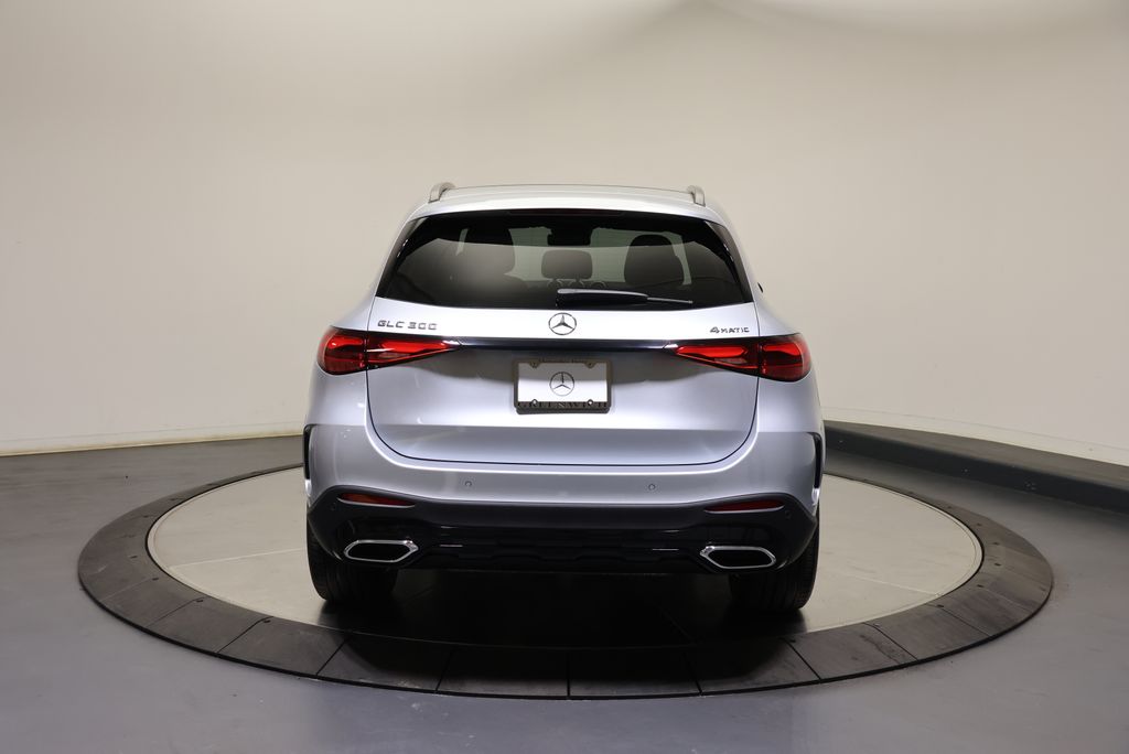 Thumbnail: 2027 Mercedes-Benz GLC - 4