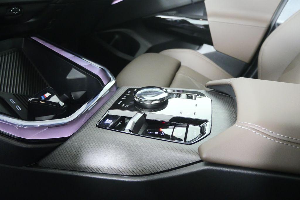 Thumbnail: 2026 BMW X3 - 23