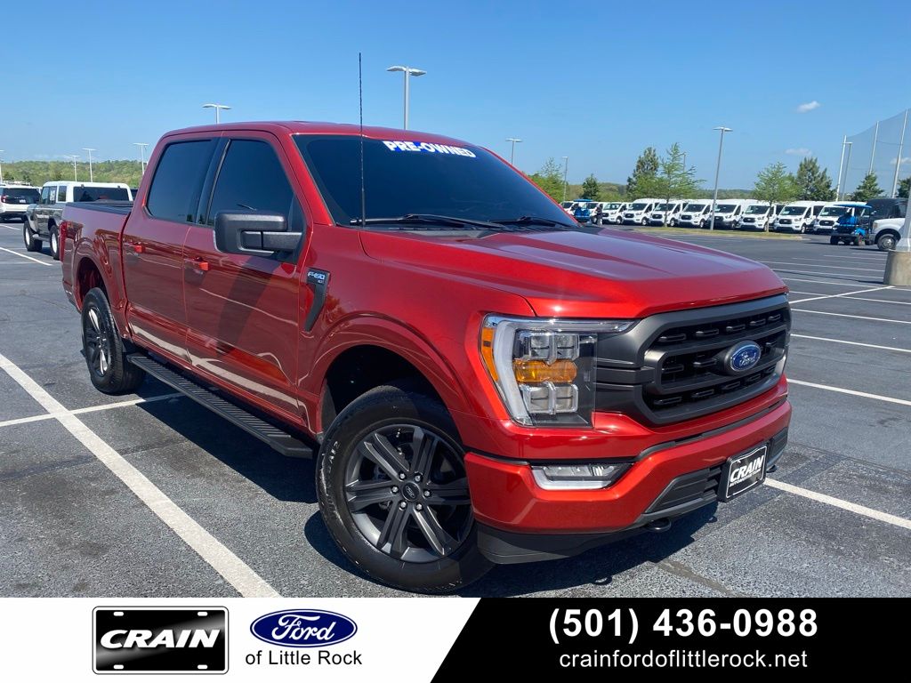 Hot Pepper Red Metallic Tinted Clearcoat 2023 Ford F-150 XLT SuperCrew 4WD Pickup Truck Four-Wheel Drive Automatic