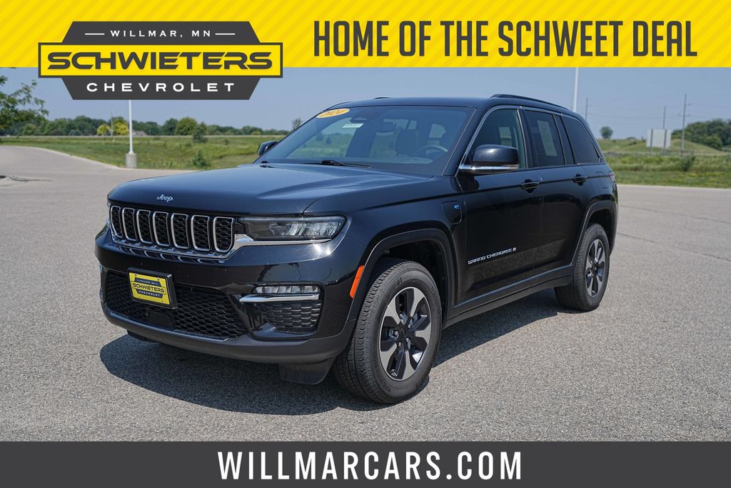 Diamond Black Crystal Pearlcoat 2024 Jeep Grand Cherokee 4xe SUV / Crossover Four-Wheel Drive 8-Speed Automatic