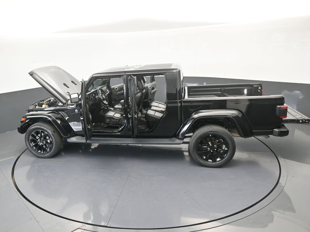 Used 2022 Black Clearcoat Jeep High Altitude image 62