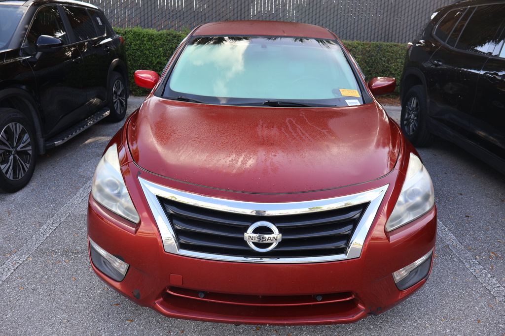 Thumbnail: 2013 Nissan Altima - 5