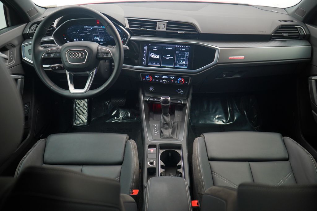 Thumbnail: 2023 Audi Q3 - 8