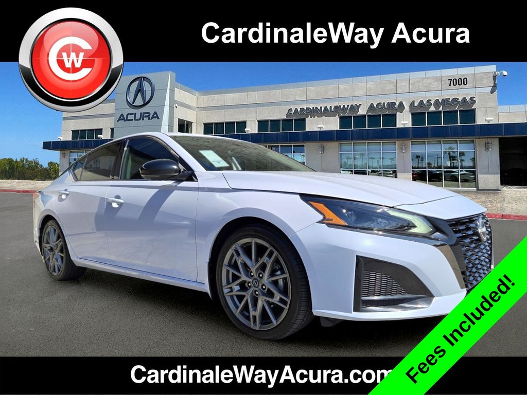 Pearl 2024 Nissan Altima 2.0 SR FWD Sedan Front-Wheel Drive Continuously Variable Transmission