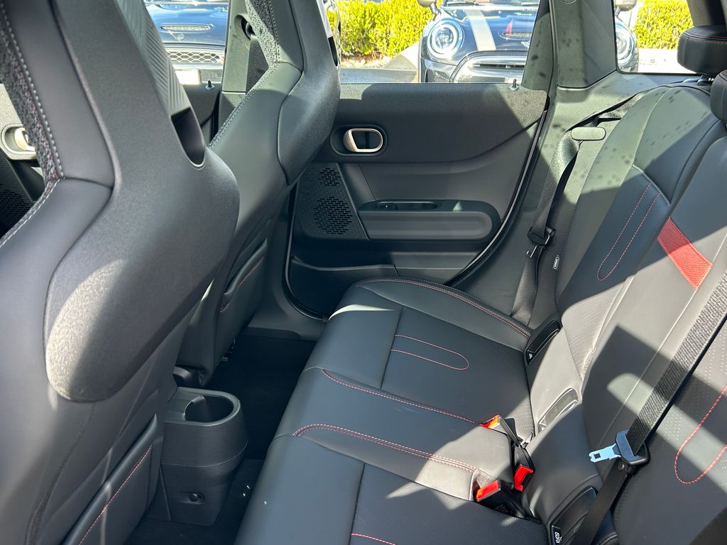 Thumbnail: 2025 MINI Cooper - 29