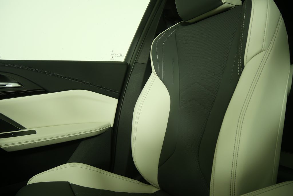 Thumbnail: 2026 BMW X1 - 28