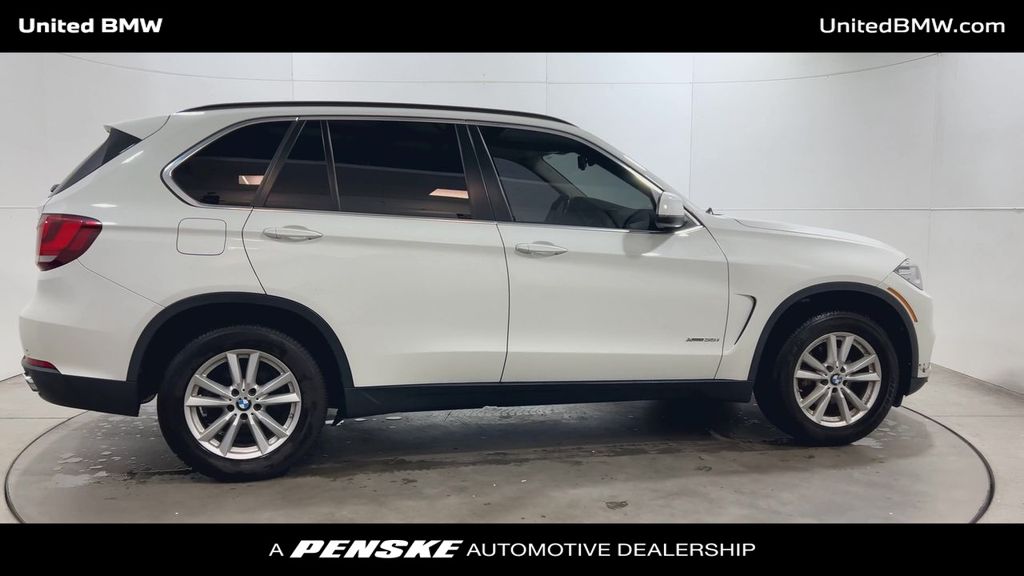 Thumbnail: 2015 BMW X5 - 9