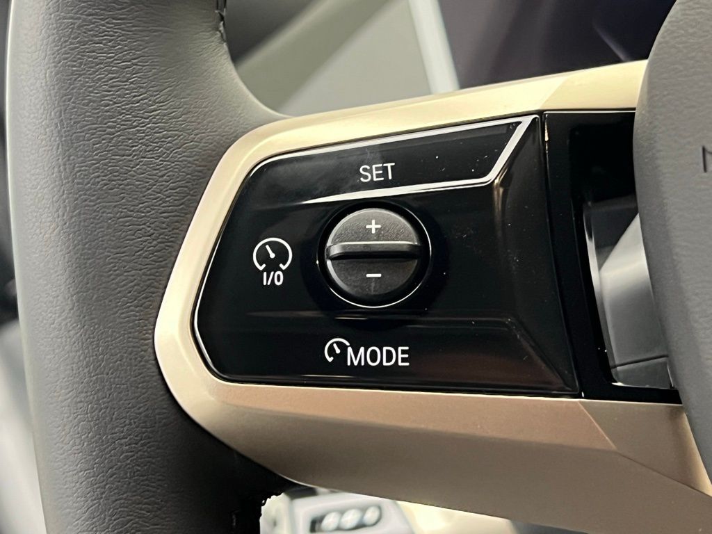 Thumbnail: 2026 BMW iX - 18