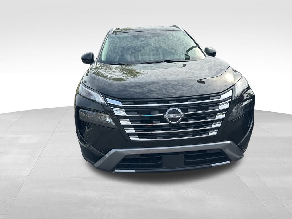 2024 Super Black Nissan Rogue SL FWD SUV
