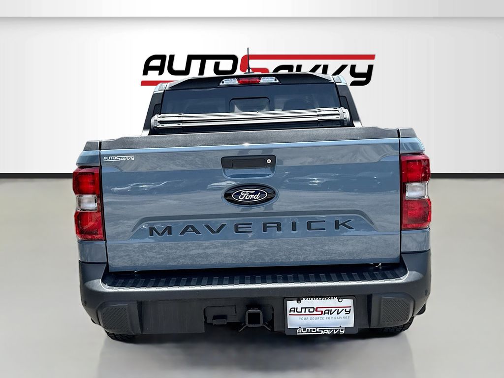 Used 2025 Gray Ford Lariat image 6