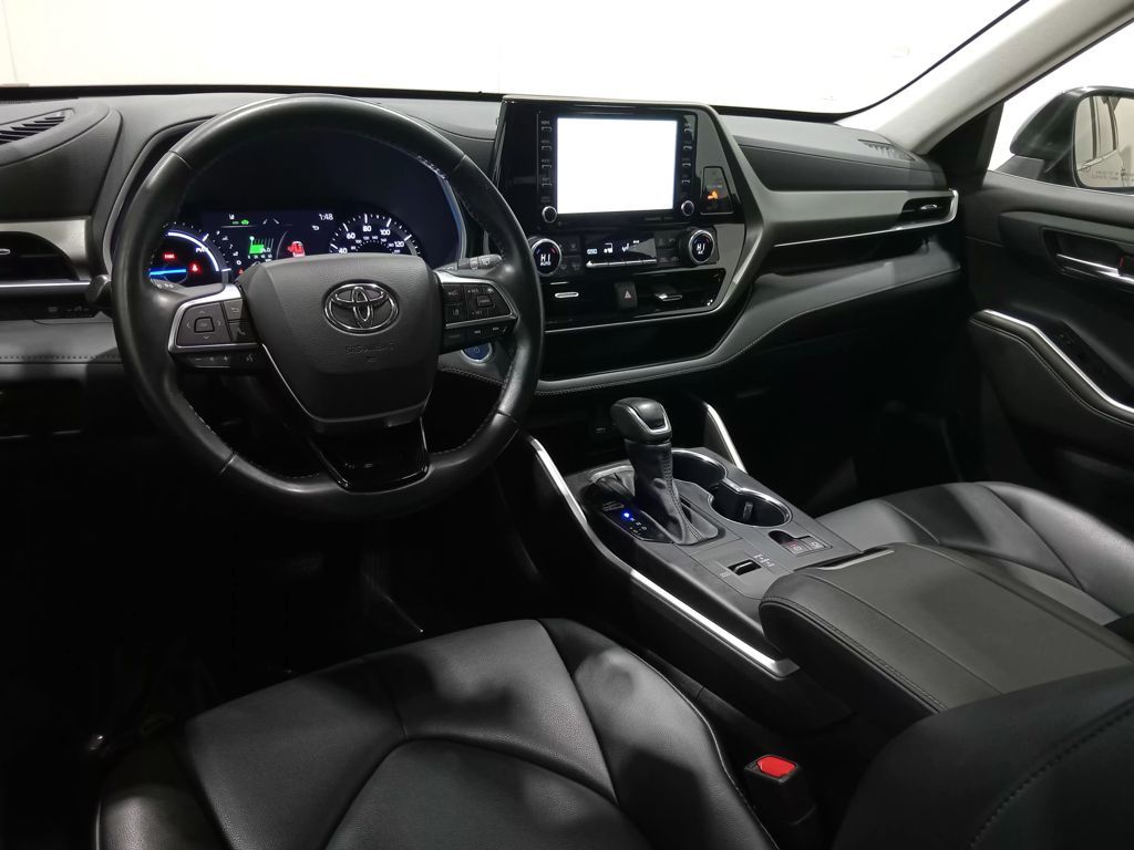 2021 Toyota Highlander Hybrid XLE