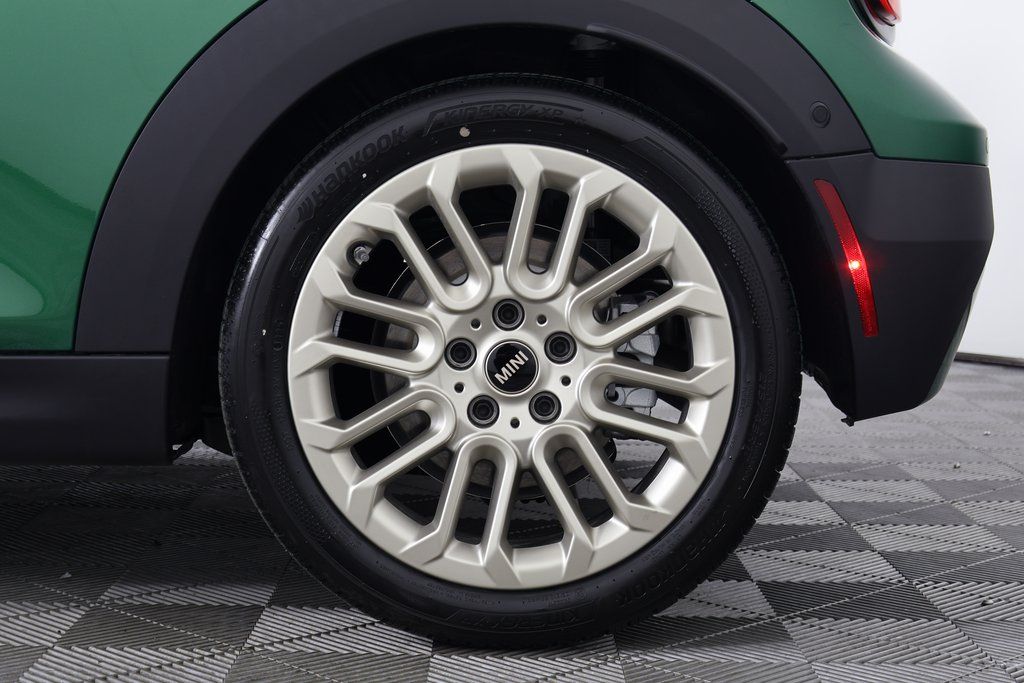 Thumbnail: 2026 MINI Cooper - 11