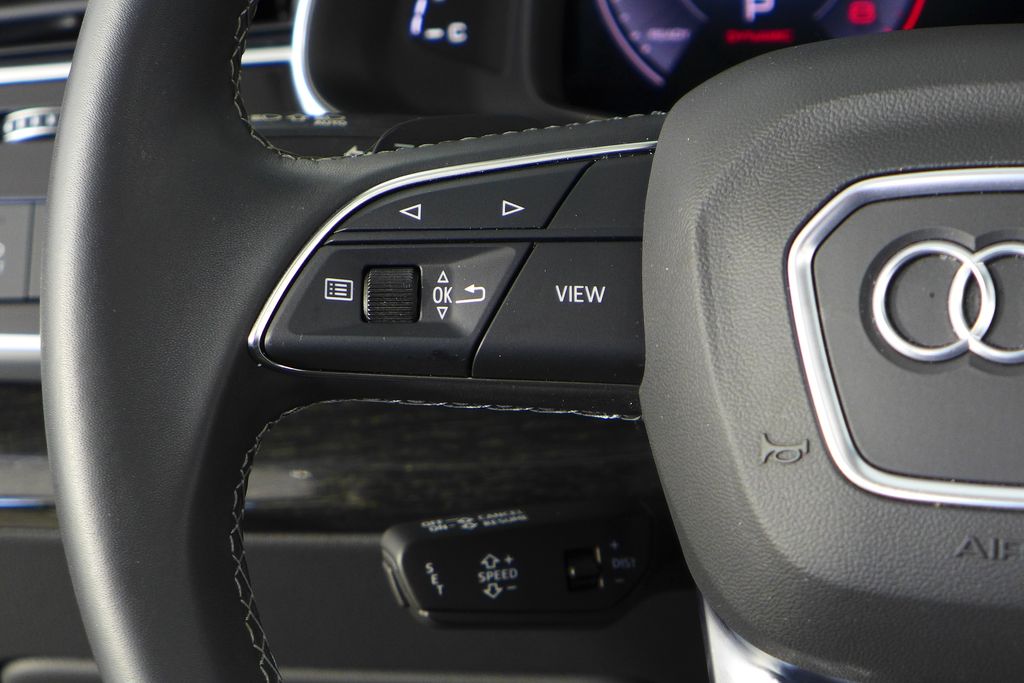 Thumbnail: 2025 Audi Q7 - 31