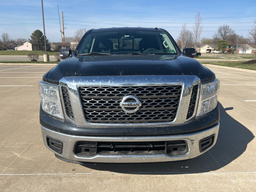Used 2017 Nissan Titan SV with VIN 1N6AA1EK6HN530941 for sale in Kansas City