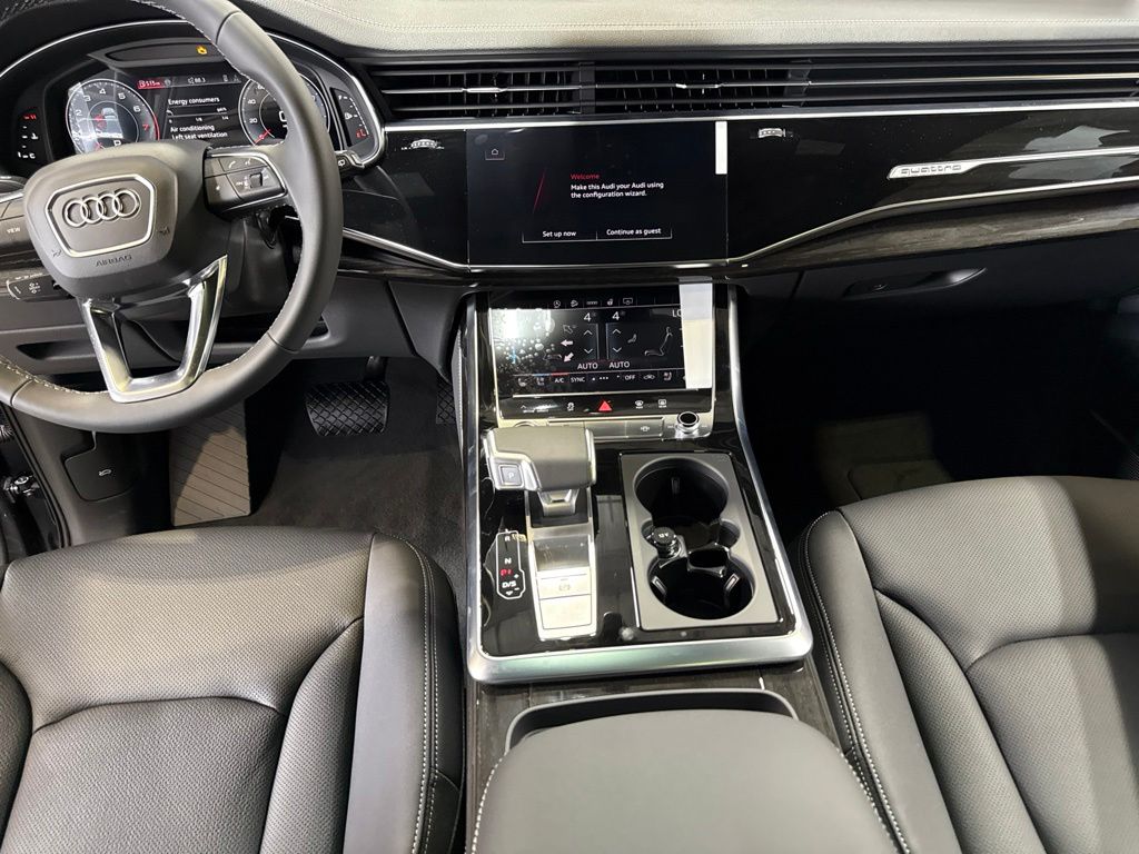 Thumbnail: 2026 Audi Q7 - 24