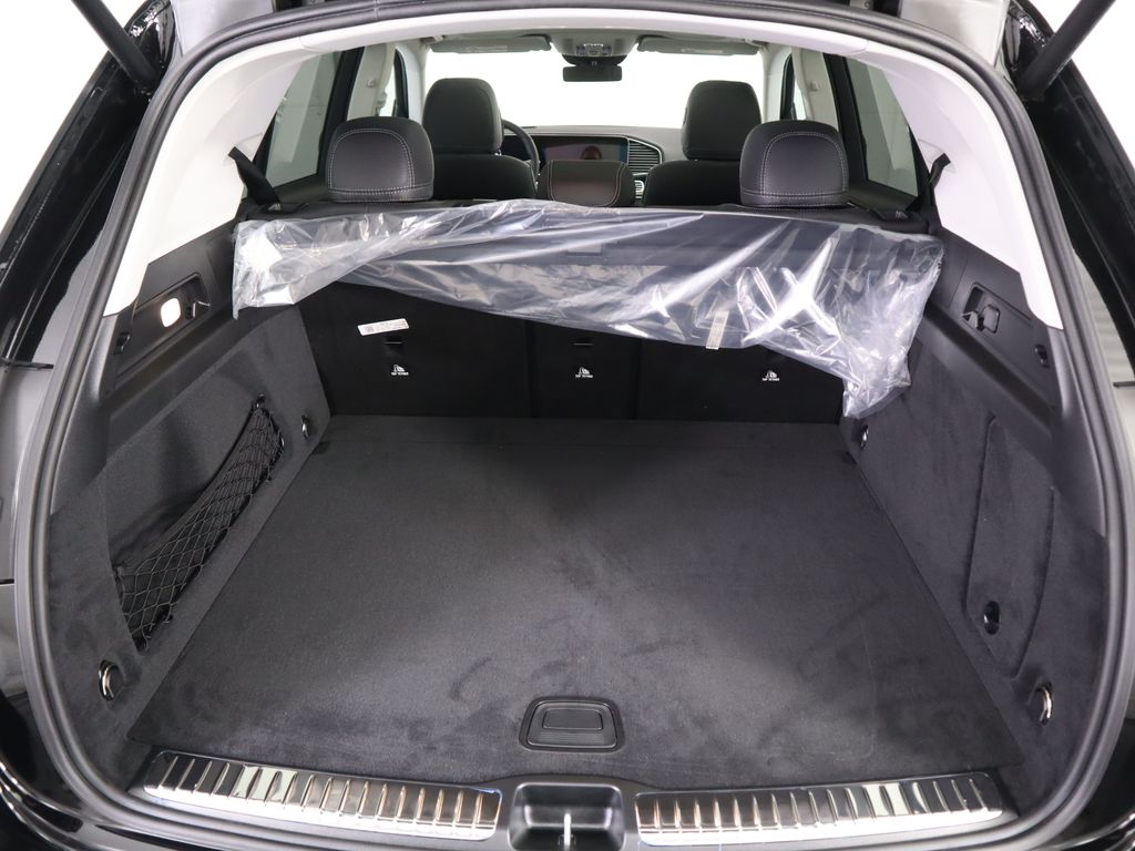 Thumbnail: 2026 Mercedes-Benz GLE - 30