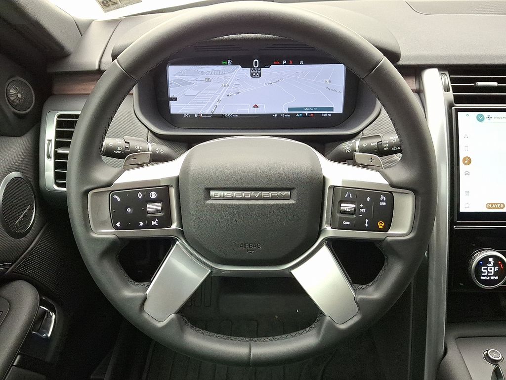 Thumbnail: 2024 Land Rover Discovery - 22