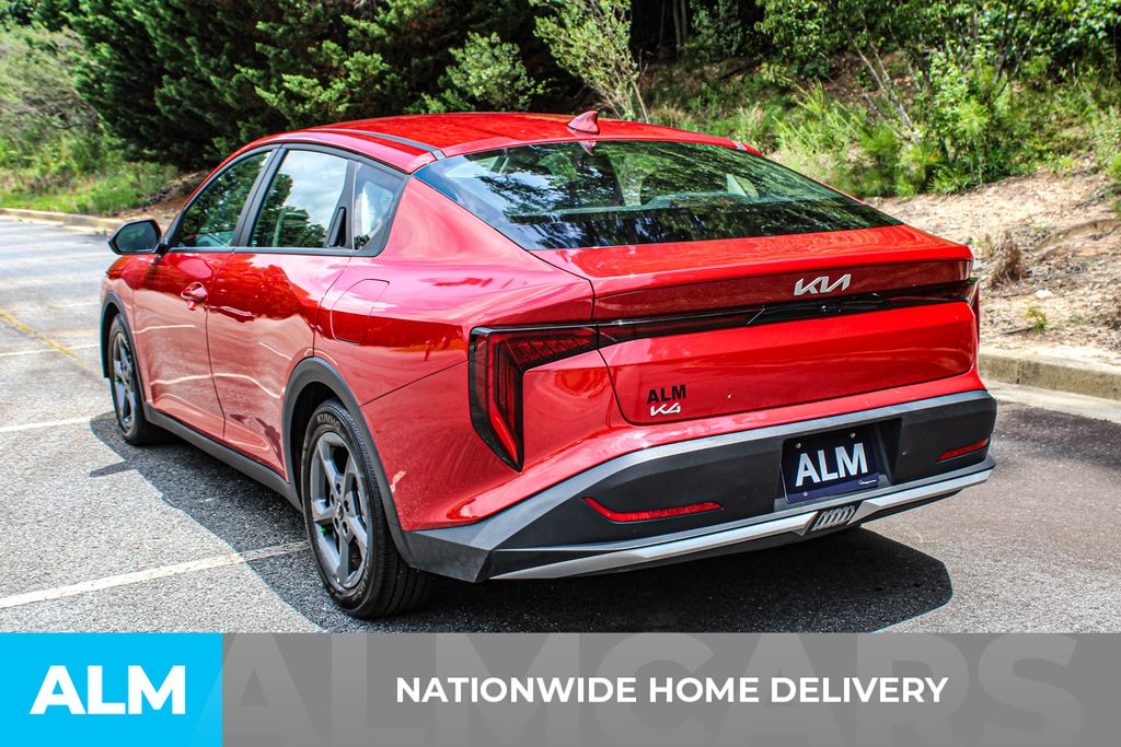 Used 2025 Red Kia LXS image 5