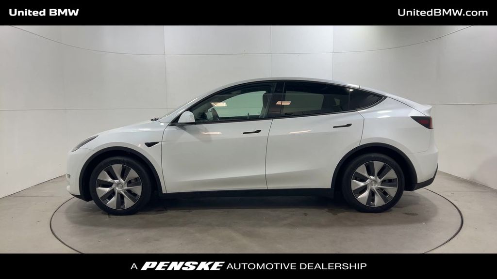 Thumbnail: 2023 Tesla Model Y - 5