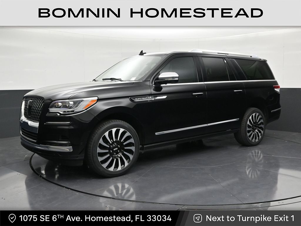 Black Metallic 2024 Lincoln Navigator SUV / Crossover Four-Wheel Drive Automatic