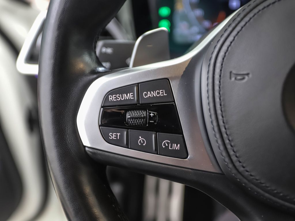 Thumbnail: 2022 BMW 3 Series - 12