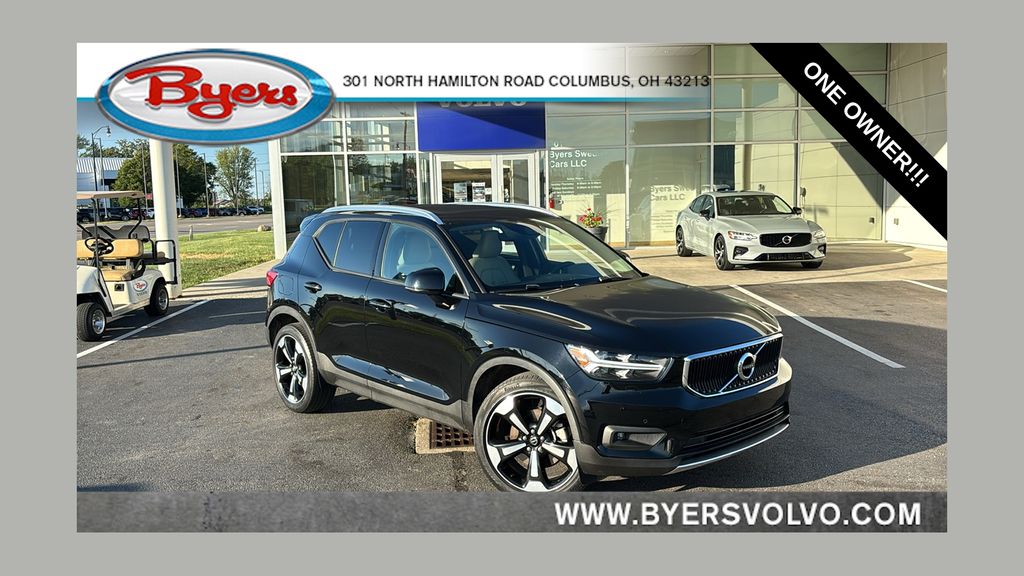 2022 Volvo XC40