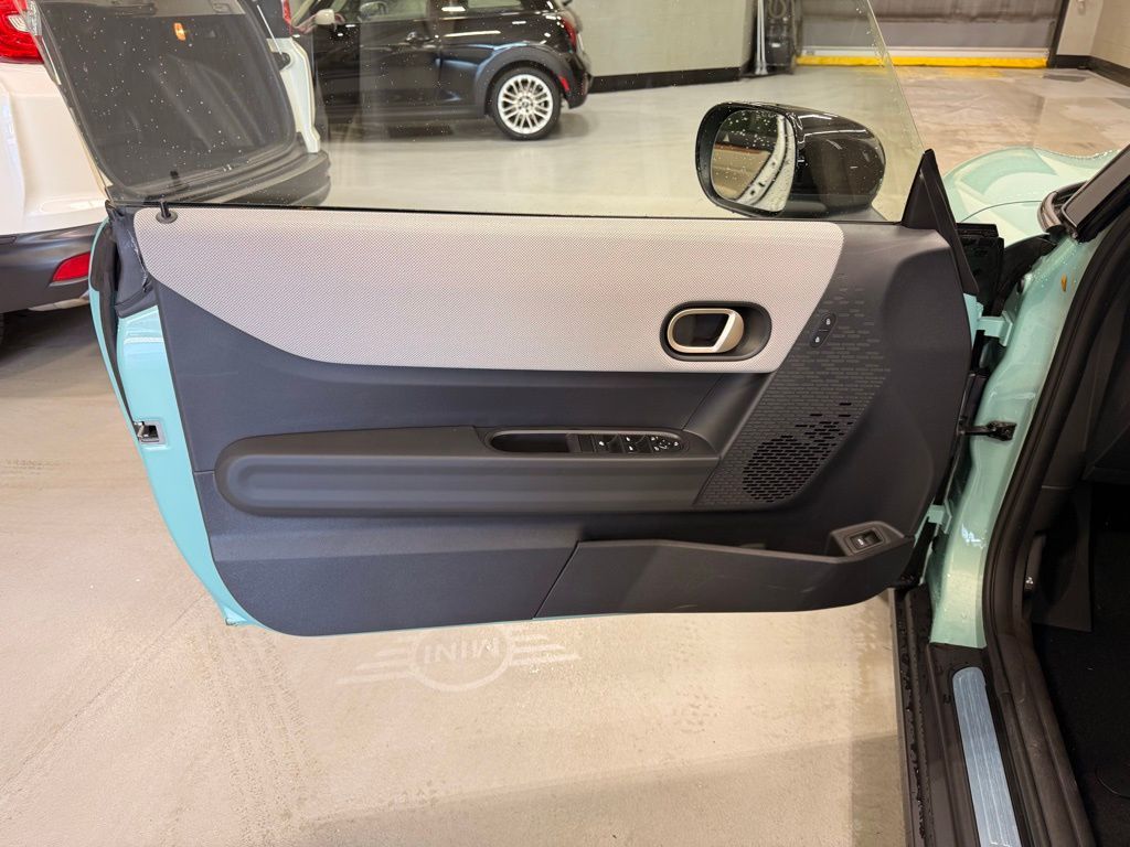 Thumbnail: 2026 MINI Cooper - 10