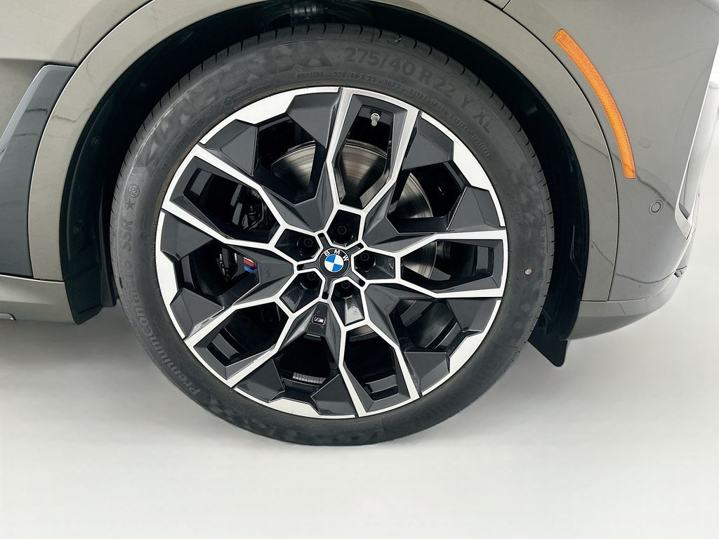 Thumbnail: 2027 BMW X7 - 31