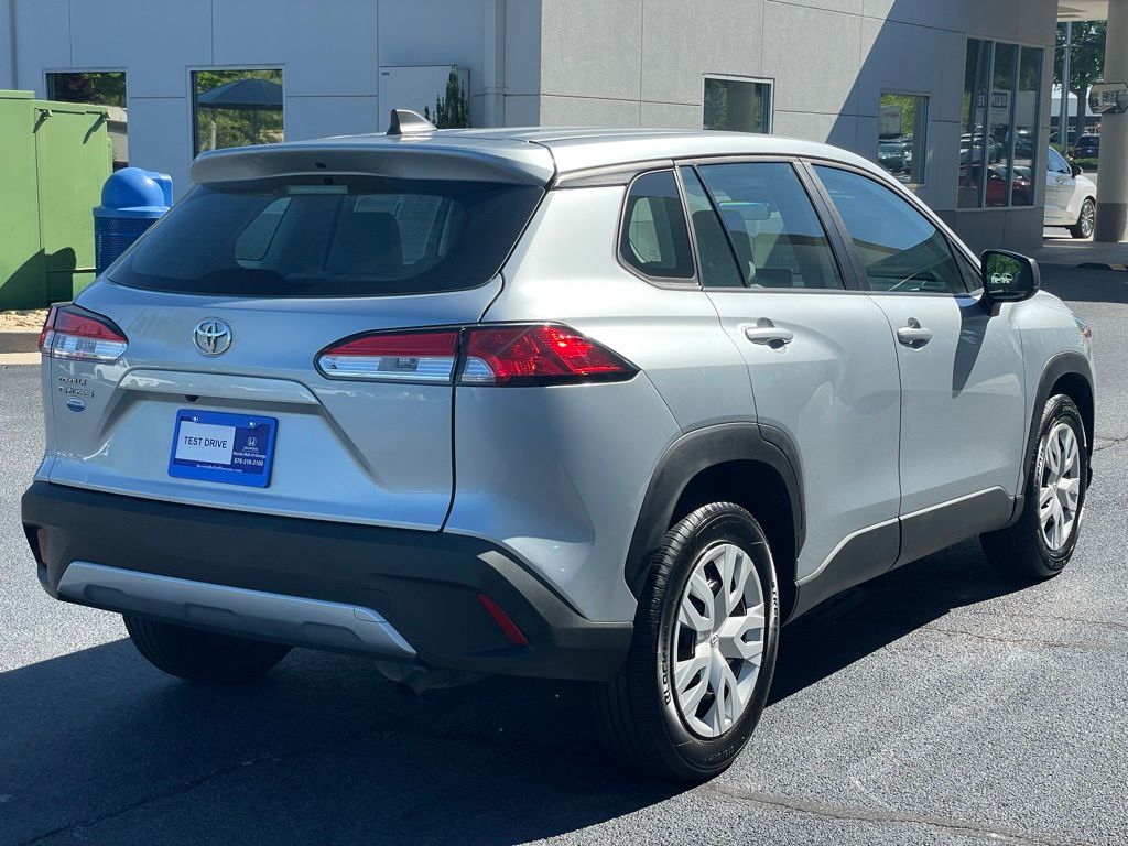 2022 Toyota Corolla Cross L 6