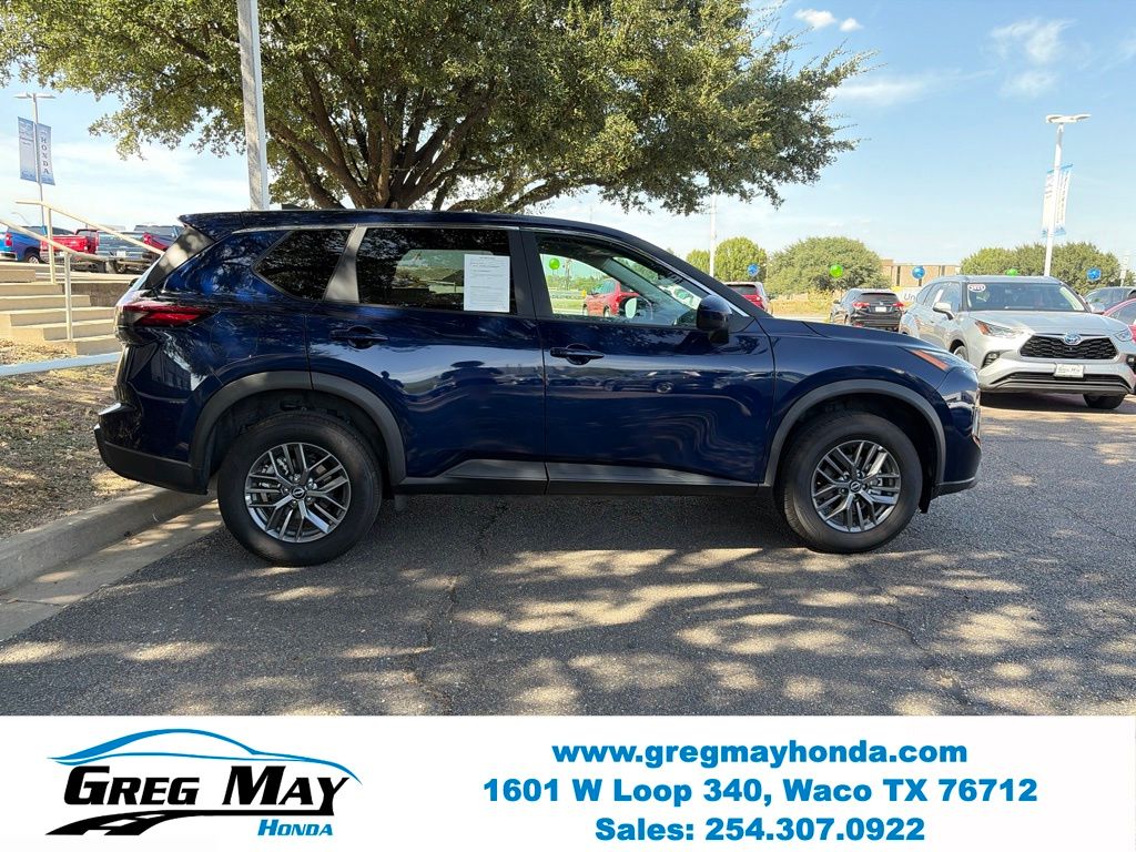 2026 Nissan Rogue SV - 7