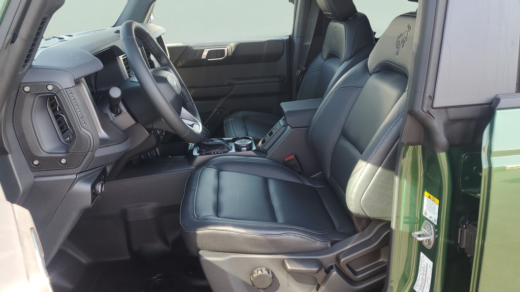 New 2025 Green Ford Badlands image 17