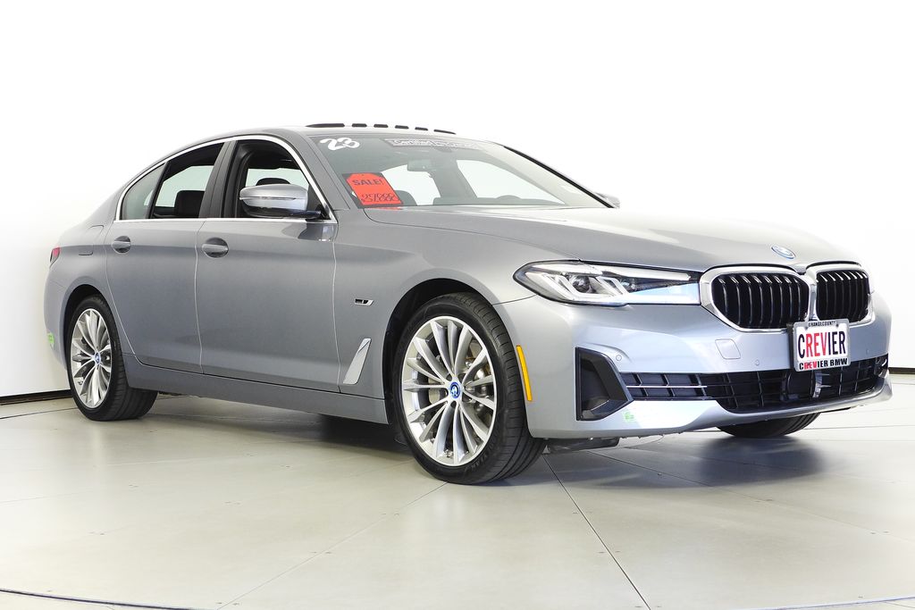 Thumbnail: 2023 BMW 5 Series - 4