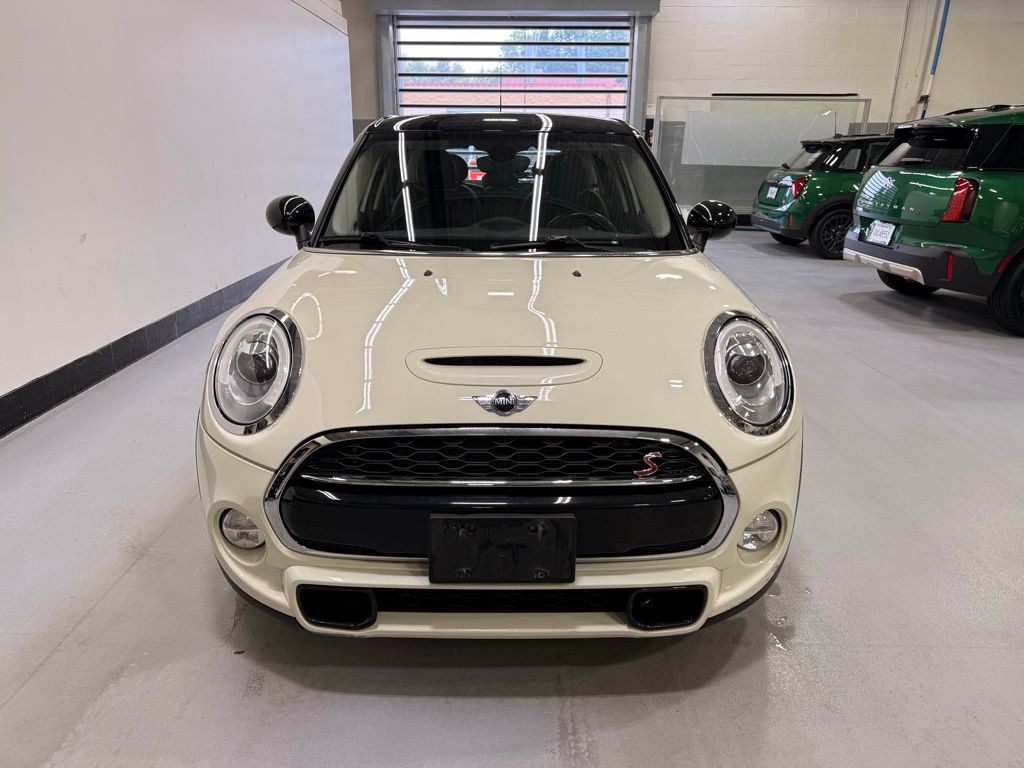 Thumbnail: 2017 MINI Cooper - 3