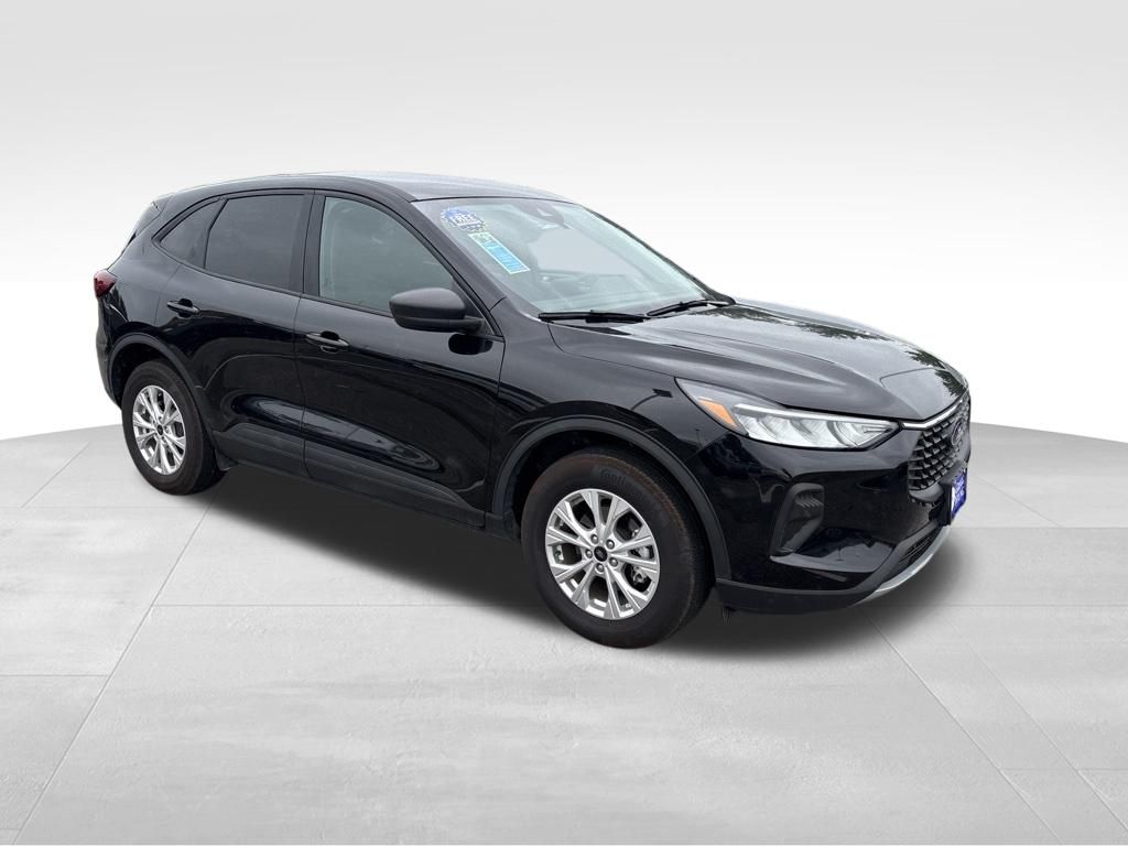 Used 2025 Ford Escape SUV