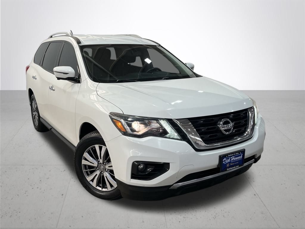 2018 Nissan Pathfinder SL