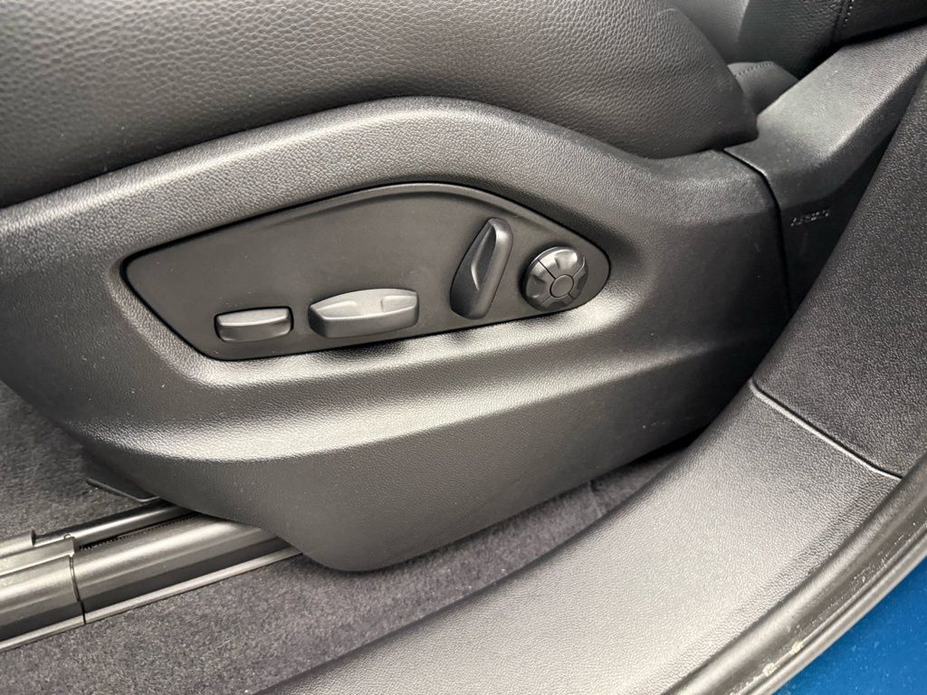 Thumbnail: 2025 Porsche Cayenne - 22