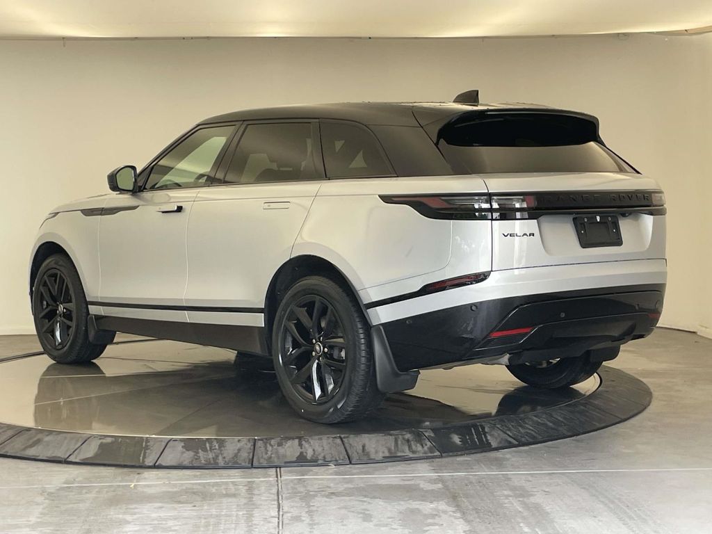 2025 Land Rover Range Rover Velar Dynamic SE - 2