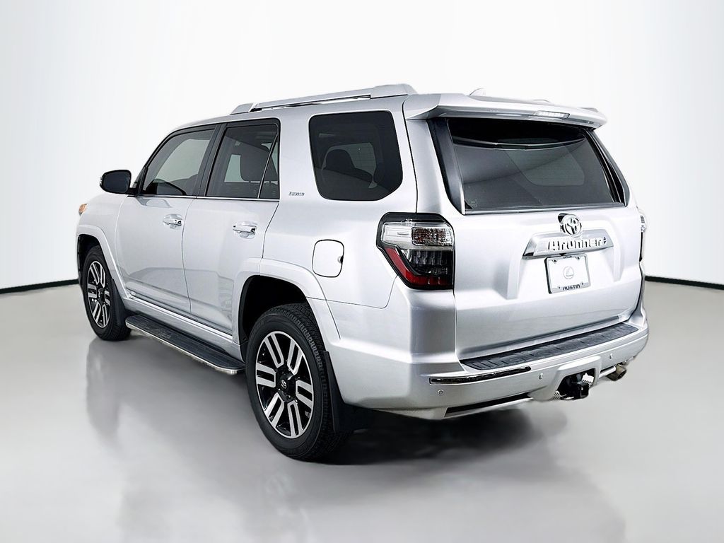 Thumbnail: 2022 Toyota 4Runner - 7