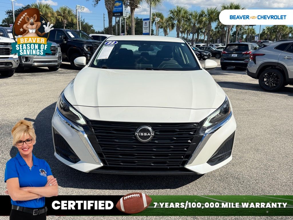 Used 2023 Nissan Altima Sedan