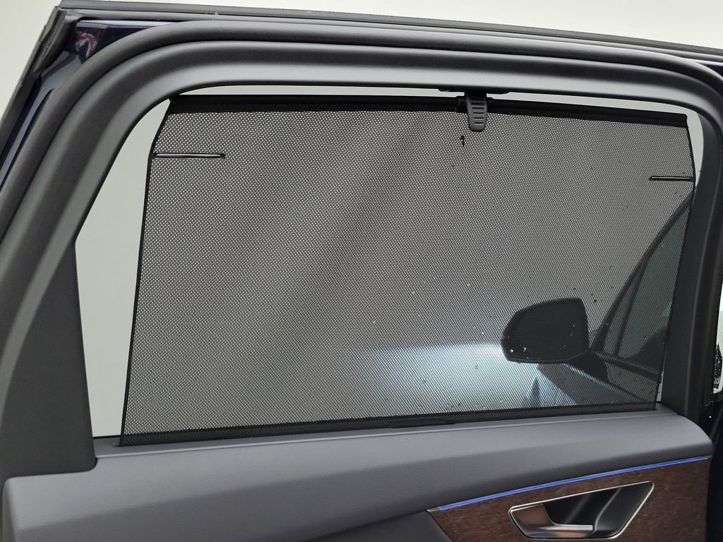 Thumbnail: 2026 Audi Q7 - 25